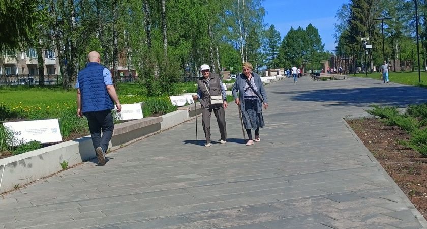 Пенсионеры получили выплаты за май и обомлели