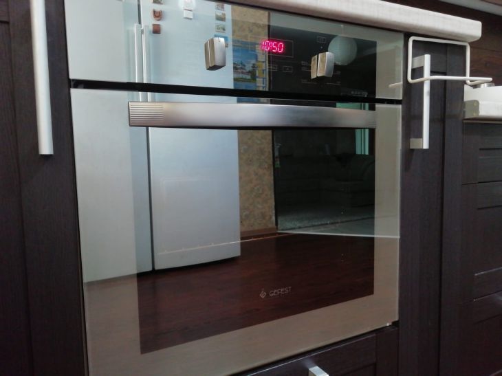 Как очистить духовку с помощью соды: маленькие хитрости от опытных хозяек