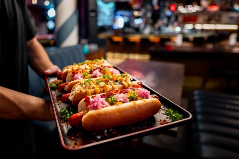 Кофе Хауз запускает новые кофейни с горячими блюдами