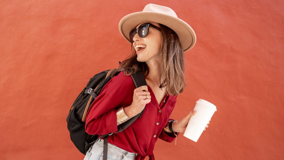 «Потяните вперед и поймете»: вы носите рюкзак неправильно и даже не догадываетесь