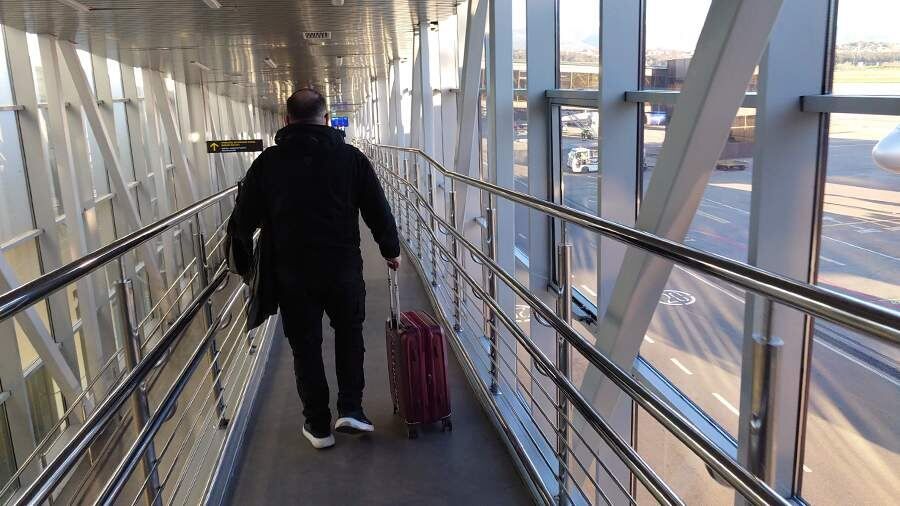 Штрафы для компаний за запрет на выезд сотрудников: что нужно знать