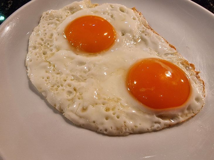 Секреты поваров мишленовских ресторанов: как превратить обычную яичницу в шедевр за 5 минут