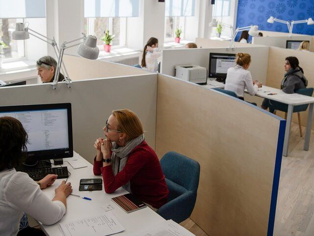 КПРФ предлагает сократить рабочий день россиян до шести часов