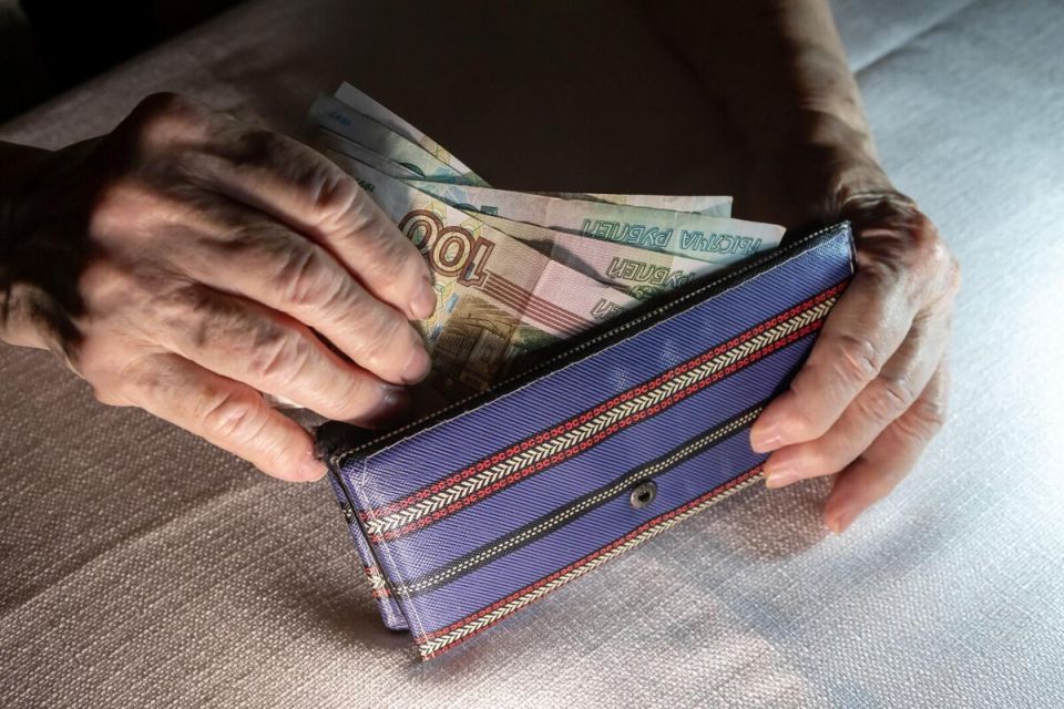 Как пенсионеры могут снизить налоговое бремя: полезные льготы