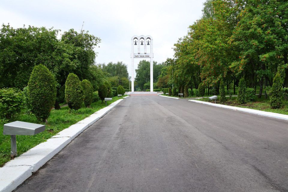 3 июля депутат Государственной Думы Андрей Красов в рамках депутатского контроля посетил сквер у вокзала «Рязань-2» и площадь Победы, где сейчас ведутся работы по благоустройству и реконструкции