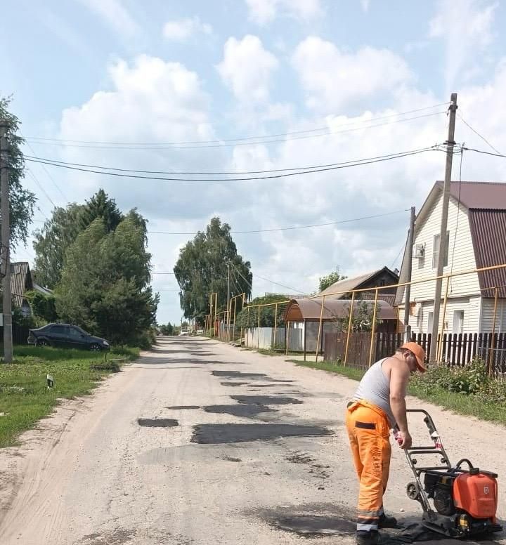          ,   ,    