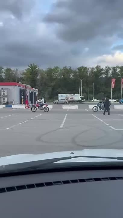    ,   .     