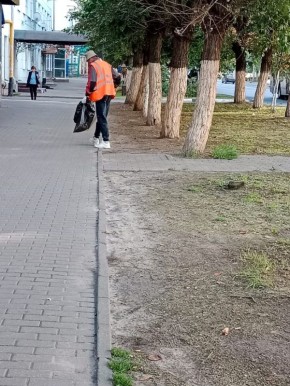    25   ,   ,  
