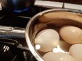 Как приготовить идеальное яйцо вкрутую