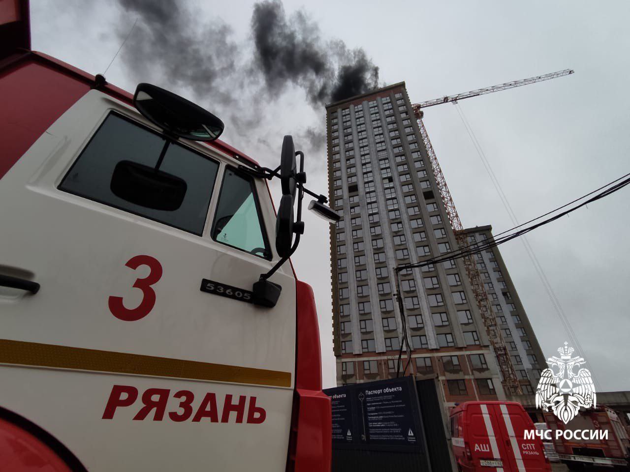 #СводкаМЧС. За сутки пожарно-спасательными подразделениями Рязанской области ликвидировано 4 пожара, пострадавших нет: 3 загорания мусора; 1 техногенный: — 28 октября в 10:02 поступило сообщение о пожаре в многоквартирном...