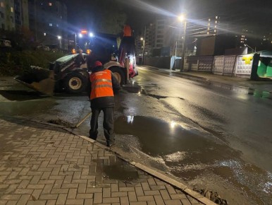 В ночь на 30 октября в областном центре выполнялась уборка территорий