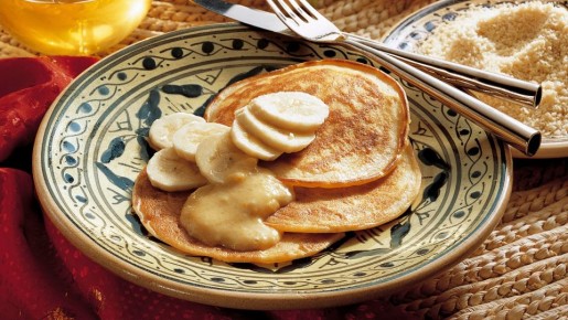 Когда есть только мука: простой рецепт пышных оладьев на воде выручит любую хозяйку