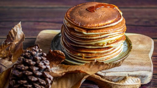 Оладьи сразу перестанут впитывать масло как губка: добавьте в тесто один ингредиент