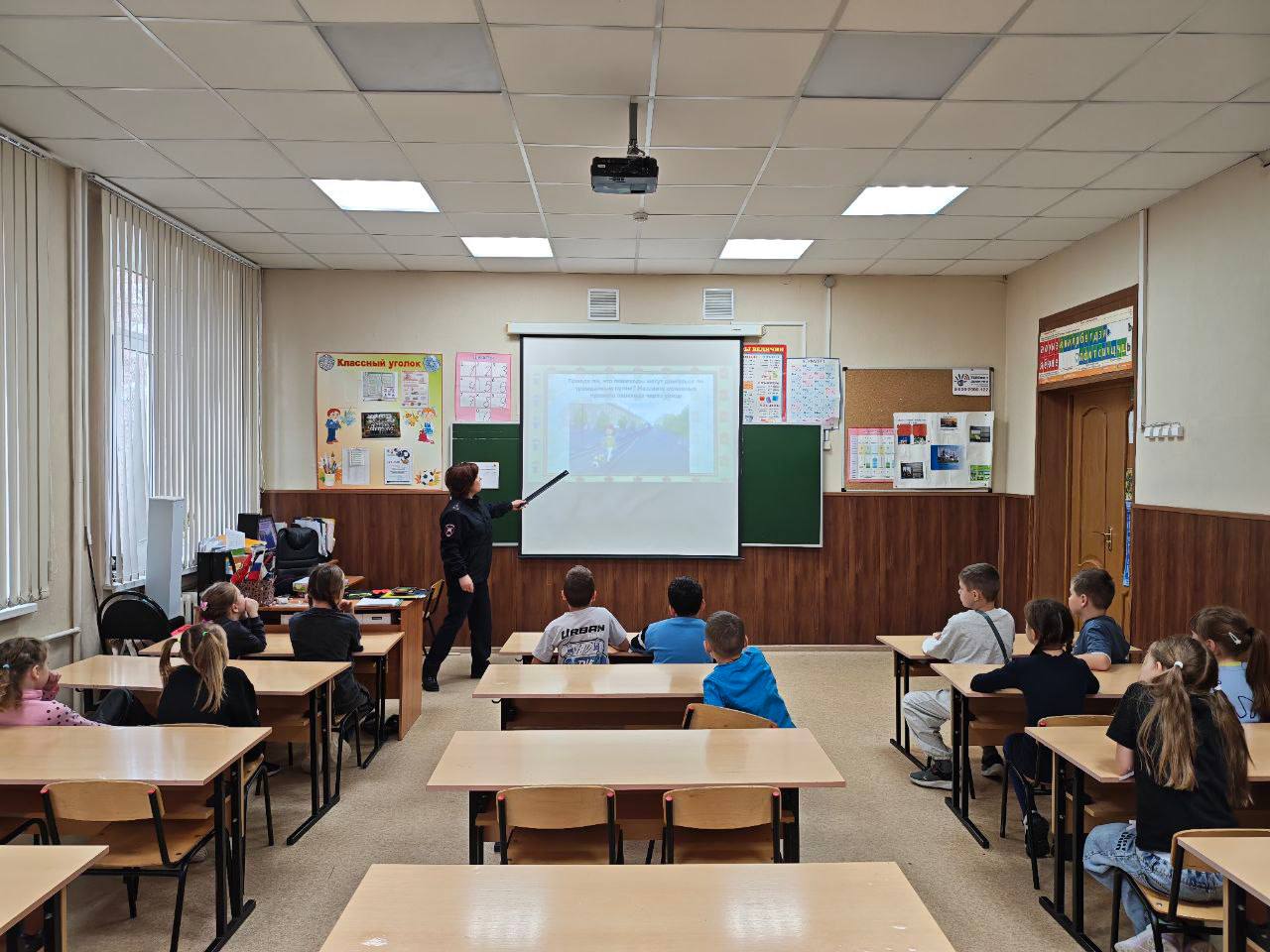 У правил дорожного движения нет каникул! У правил дорожного движения нет каникул!