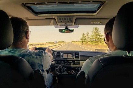 Запотевание окон в автомобиле: как избавиться