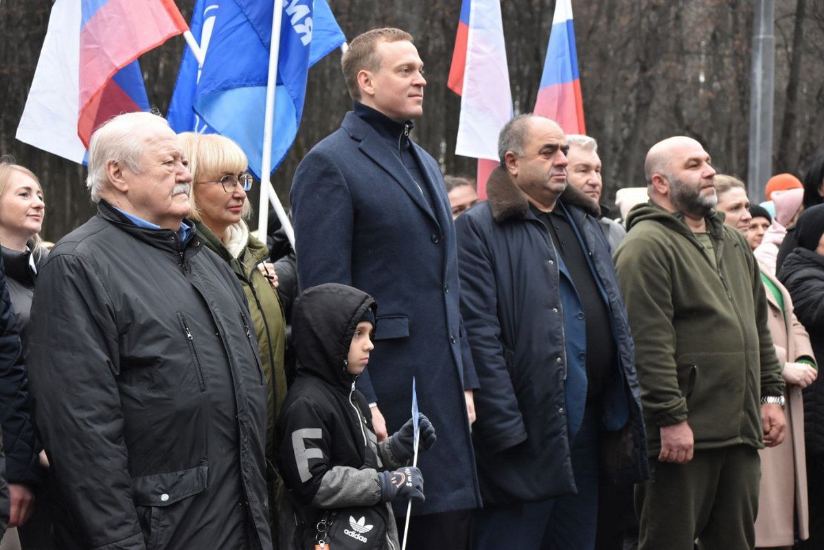 Из рязанского Лесопарка отправили груз для военнослужащих в зоне специальной военной операции Из рязанского Лесопарка отправили груз для военнослужащих в зоне специальной военной операции