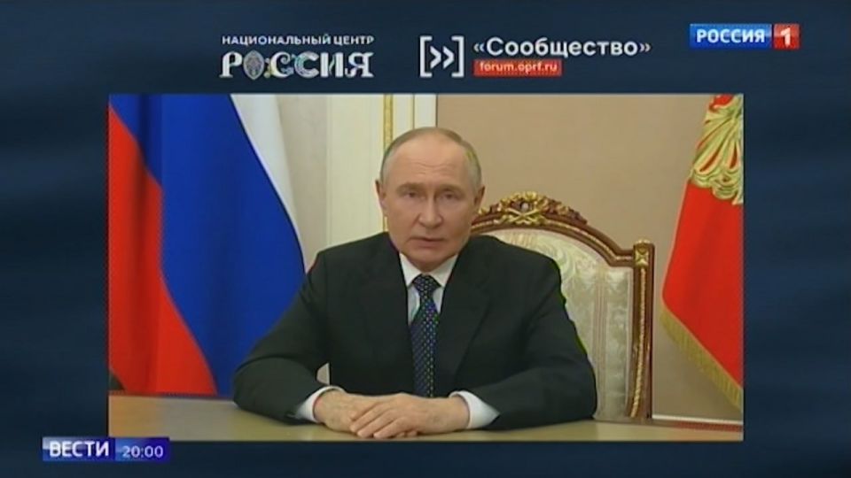 Владимир Путин оценил работу Общественной палаты, которая отмечает 20-летний юбилей