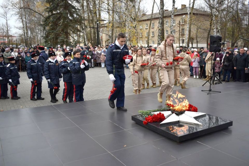 В обновленном парке в поселке Лесном Шиловского района зажгли Вечный огонь В обновленном парке в поселке Лесном Шиловского района зажгли Вечный огонь