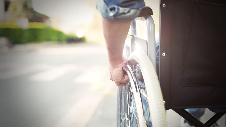 Прокуратура требует устранить дефекты дорожного покрытия на улице Зубковой