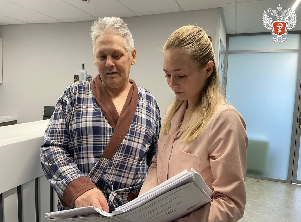 Врачи федерального центра Минздрава России провели операцию пациенту с дважды пересаженным сердцем Врачи федерального центра Минздрава России провели операцию пациенту с дважды пересаженным сердцем