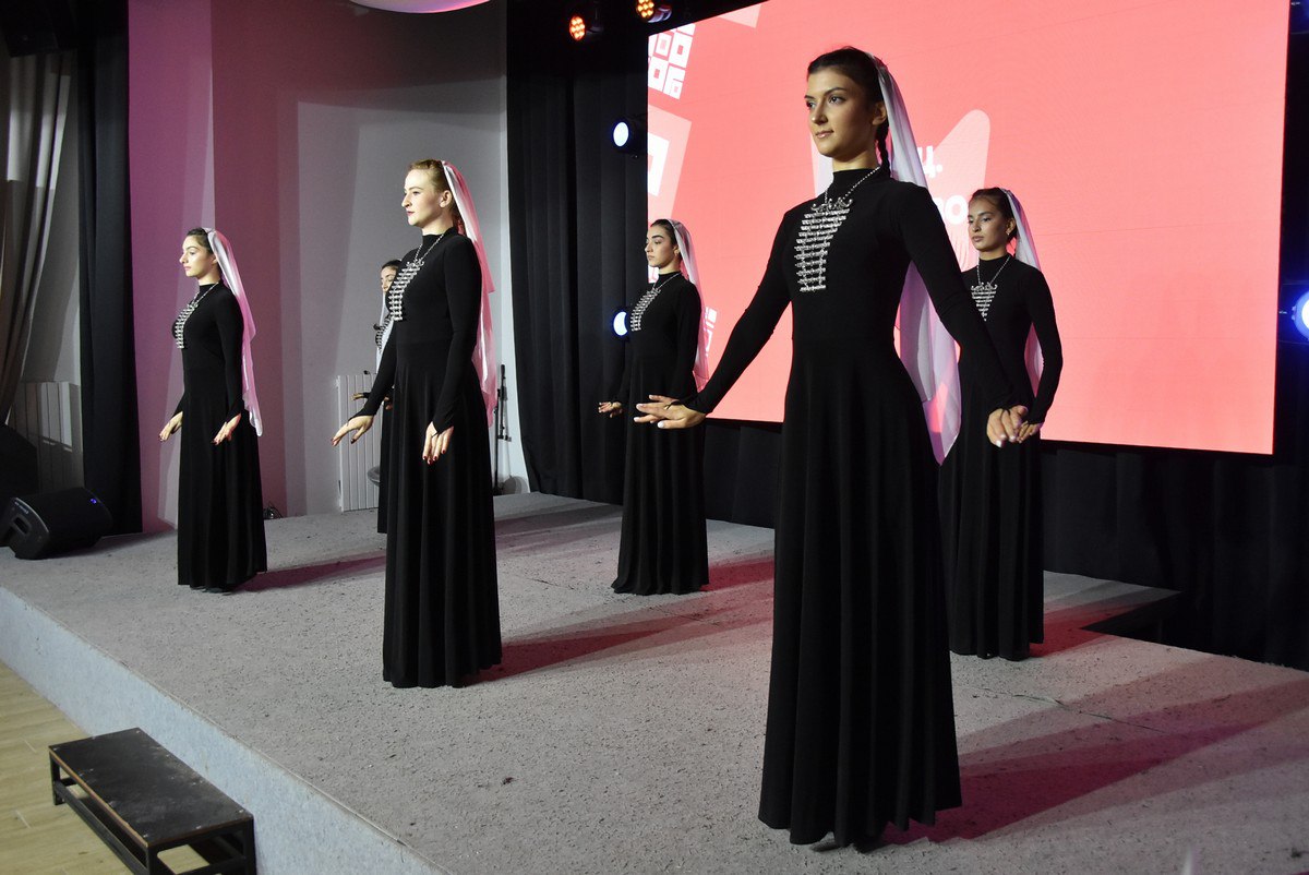 В Доме молодежи в Рязани прошел фестиваль «Танец. Единство.Мы» В Доме молодежи в Рязани прошел фестиваль «Танец. Единство.Мы»