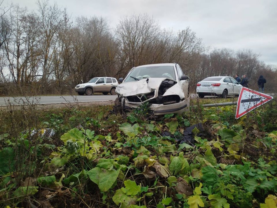 За прошедшие сутки на дорогах Рязанской области зарегистрировано 3 дорожно-транспортных происшествия, в результате которых 6 человекполучили травмы различной степени тяжести