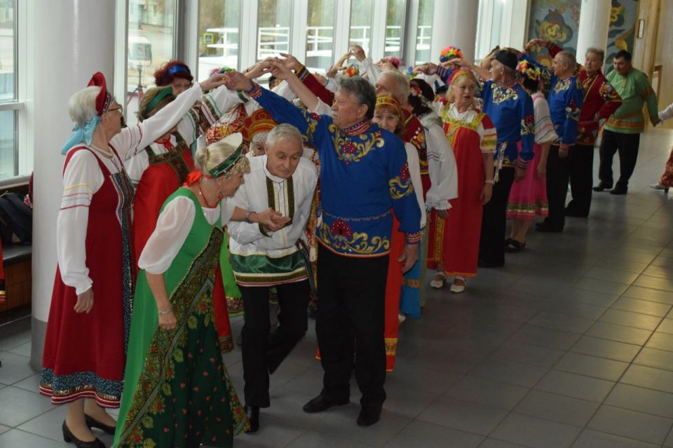 В минувшие выходные в МКЦ состоялся Бал, посвященный Дню народного единства