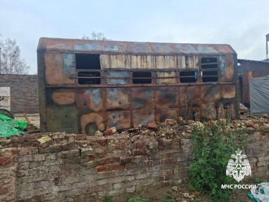 #.   -     3 ,    : 2  ;