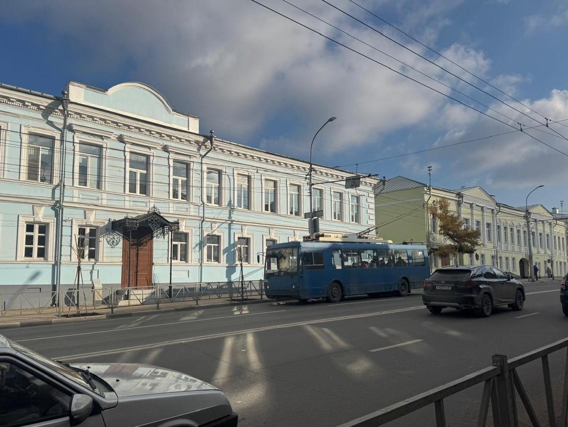 В связи с аварией на сетях РГРЭС в Рязани временно приостановлено движение по троллейбусным маршрутам №№3, 5в, 5н, 10