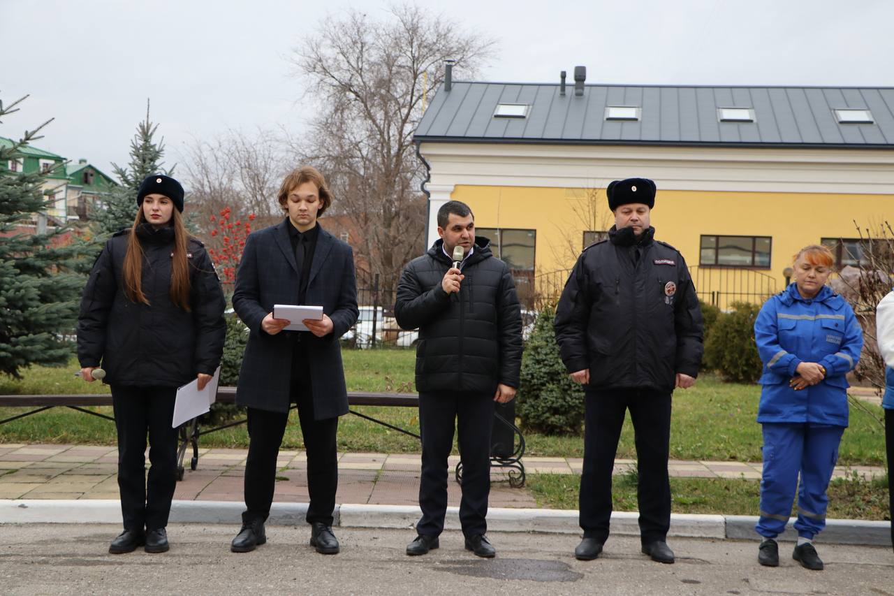 «Мы — против ДТП!» — митинг, посвященный Всемирному дню памяти жертв ДТП, прошел в сквере имени Я. П. Полонского г. Рязани «Мы — против ДТП!» — митинг, посвященный Всемирному дню памяти жертв ДТП, прошел в сквере имени Я. П. Полонского г. Рязани