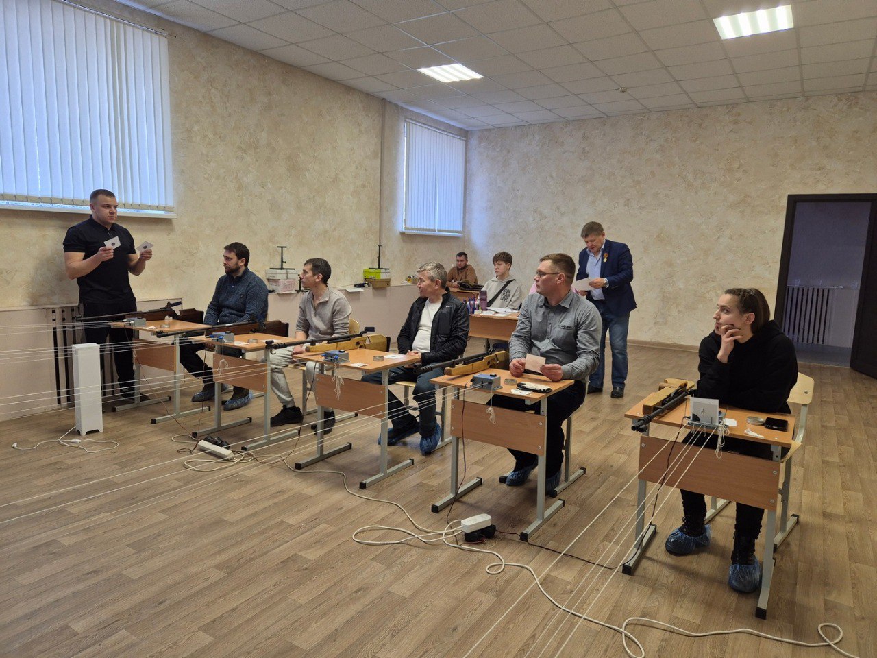 В прошедшие выходные в СШ «Химик» состоялись соревнования по стрельбе из пневматического оружия – заключительные в рамках X городской межнациональной Спартакиады «Дружим народами», в которых приняли участие 10 команд... В прошедшие выходные в СШ «Химик» состоялись соревнования по стрельбе из пневматического оружия – заключительные в рамках X городской межнациональной Спартакиады «Дружим народами», в которых приняли участие 10 команд...