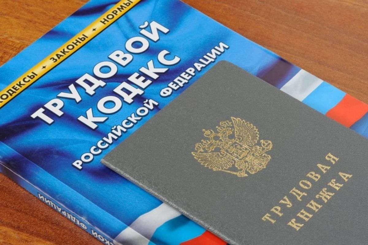 Прокуратура требует погасить долг по зарплате в рязанской автошколе