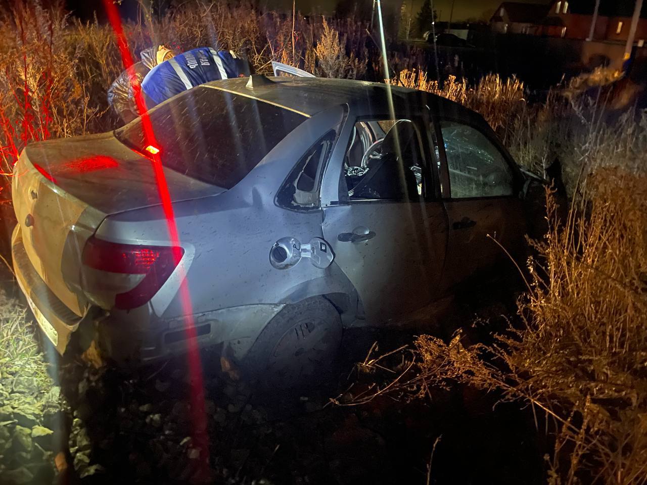 Сводка ДТП. За прошедшие пятницу и выходные дни на дорогах Рязанской области зарегистрировано 15 дорожно-транспортных происшествий, в результате которых 2 человека погибли и 23 человека получили травмы различной степени... Сводка ДТП. За прошедшие пятницу и выходные дни на дорогах Рязанской области зарегистрировано 15 дорожно-транспортных происшествий, в результате которых 2 человека погибли и 23 человека получили травмы различной степени...