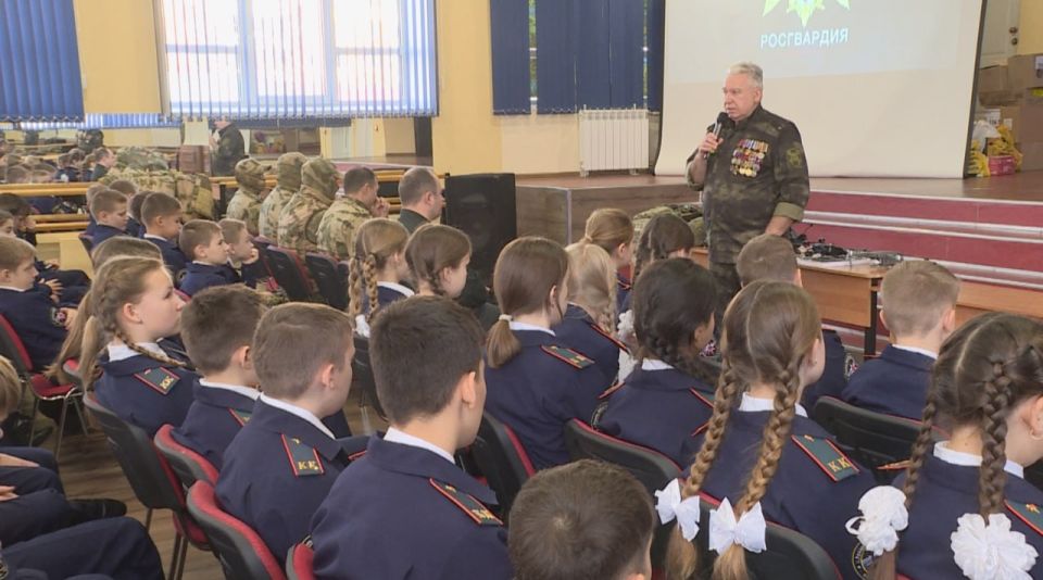 В рязанской школе №47 провели урок мужества