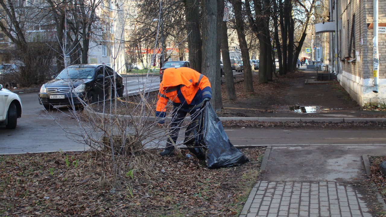 Днем 19 ноября комплексные работы проводят на улицах Черновицкая, Бронная, Мервинская, Карла Маркса, Весенняя Днем 19 ноября комплексные работы проводят на улицах Черновицкая, Бронная, Мервинская, Карла Маркса, Весенняя