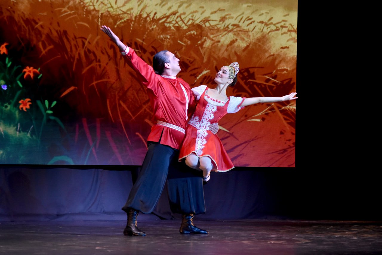 В среду, 19 ноября, в Рязанской областной филармонии прошел второй гала-концерт Рязанского театра балета В среду, 19 ноября, в Рязанской областной филармонии прошел второй гала-концерт Рязанского театра балета