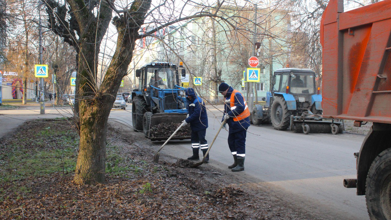 Уборка города продолжается в ежедневном режиме Уборка города продолжается в ежедневном режиме
