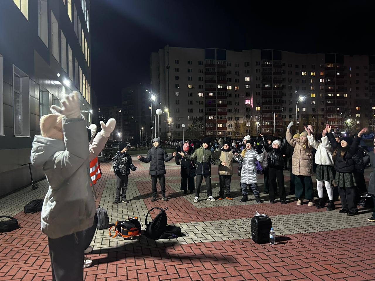 Во всемирный день ребенка в школе №75 г.Рязани организована акция «Засветись» Во всемирный день ребенка в школе №75 г.Рязани организована акция «Засветись»