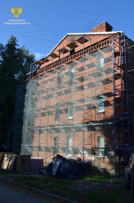 За нарушение правил безопасности, приведшее к крупному пожару, мужчине грозит уголовное наказание — до одного года лишения свободы