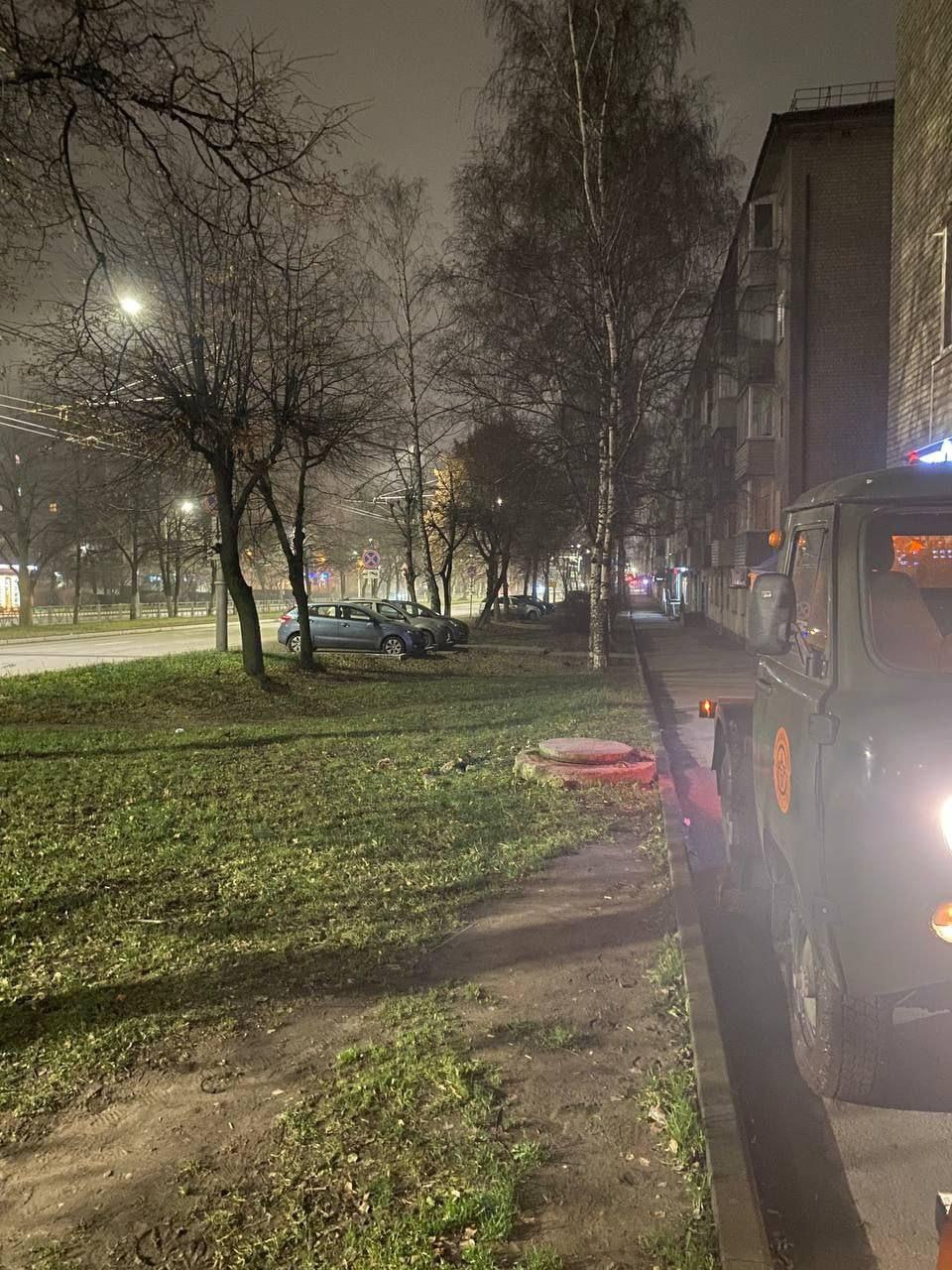 В ночь на 1 декабря коммунальные службы вышли на уборку городских территорий В ночь на 1 декабря коммунальные службы вышли на уборку городских территорий