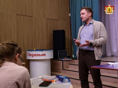 В школе-интернате № 26 для детей с нарушением зрения прошло занятие проекта «Лепка без границ»