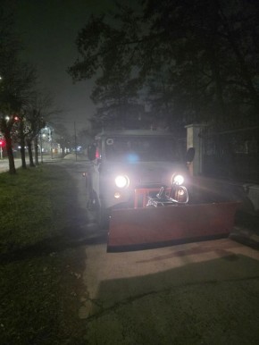 В ночь на 1 декабря коммунальные службы вышли на уборку городских территорий