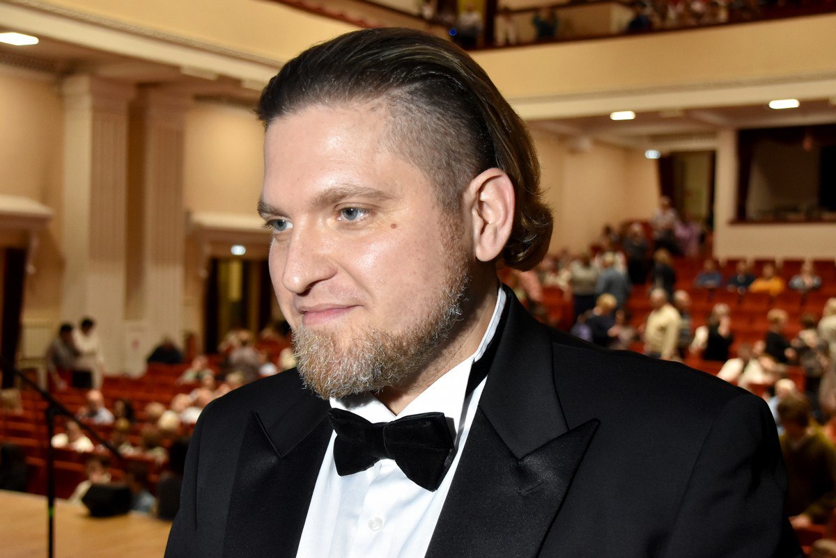 В Рязани выступил хор Сретенского мужского монастыря В Рязани выступил хор Сретенского мужского монастыря