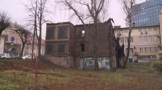 На улице Право-Лыбедская в Рязани разрушается здание