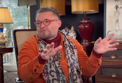 Сочетайте эти цвета в одежде по совету Васильева: омолодитесь на 5-7 лет и будете выглядеть стройнее