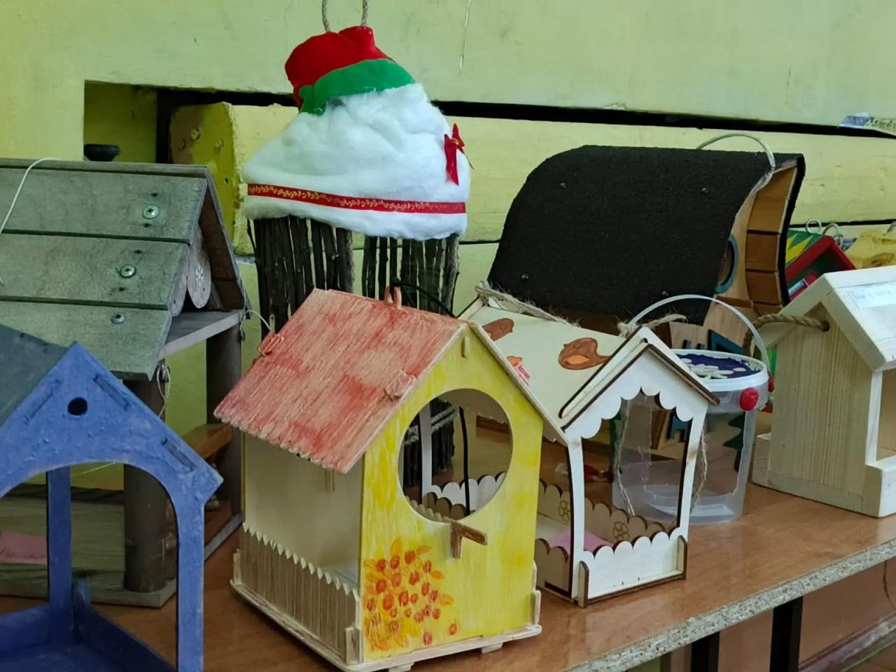 В школе №32 прошла торжественная линейка, на которой наградили активных школьников и представителей территориально-общественного самоуправления В школе №32 прошла торжественная линейка, на которой наградили активных школьников и представителей территориально-общественного самоуправления