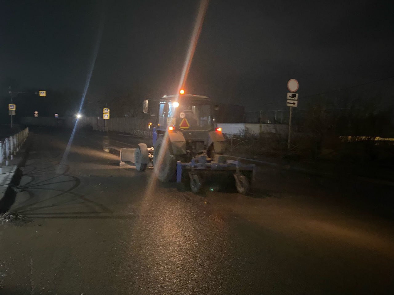 В ночь на 3 декабря подбор и вывоз грунтовых наносов осуществлялся на улице Рязанской В ночь на 3 декабря подбор и вывоз грунтовых наносов осуществлялся на улице Рязанской