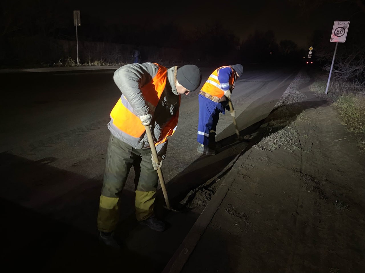 В ночь на 3 декабря подбор и вывоз грунтовых наносов осуществлялся на улице Рязанской В ночь на 3 декабря подбор и вывоз грунтовых наносов осуществлялся на улице Рязанской