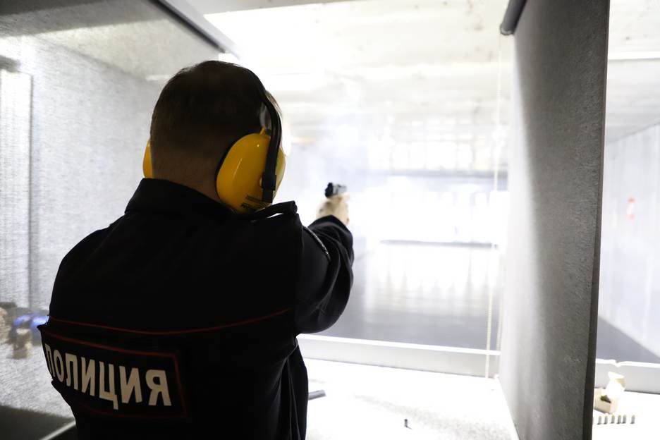 В Рязани прошли соревнования по стрельбе из табельного оружия В Рязани прошли соревнования по стрельбе из табельного оружия