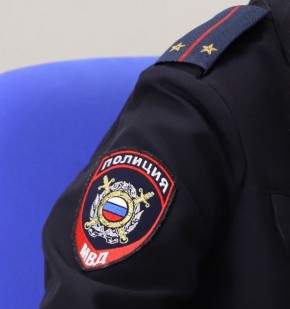 «Новый, но чужой». Полицейские раскрыли кражу из автомобиля, припаркованного на окраине поселка Старожилово